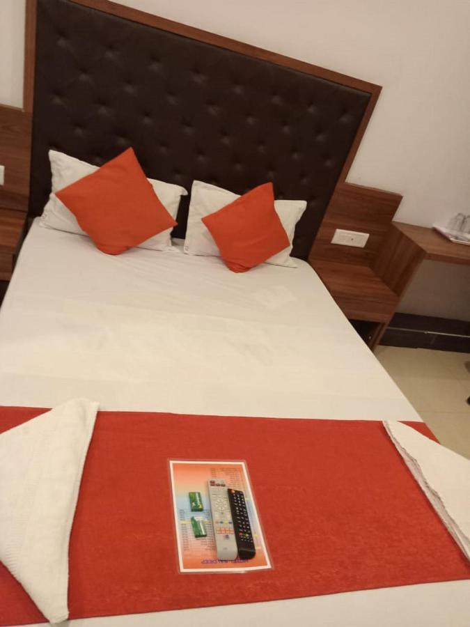 Hotel Sai Deep Lodging By Wb Inn Navi Mumbai Exterior photo