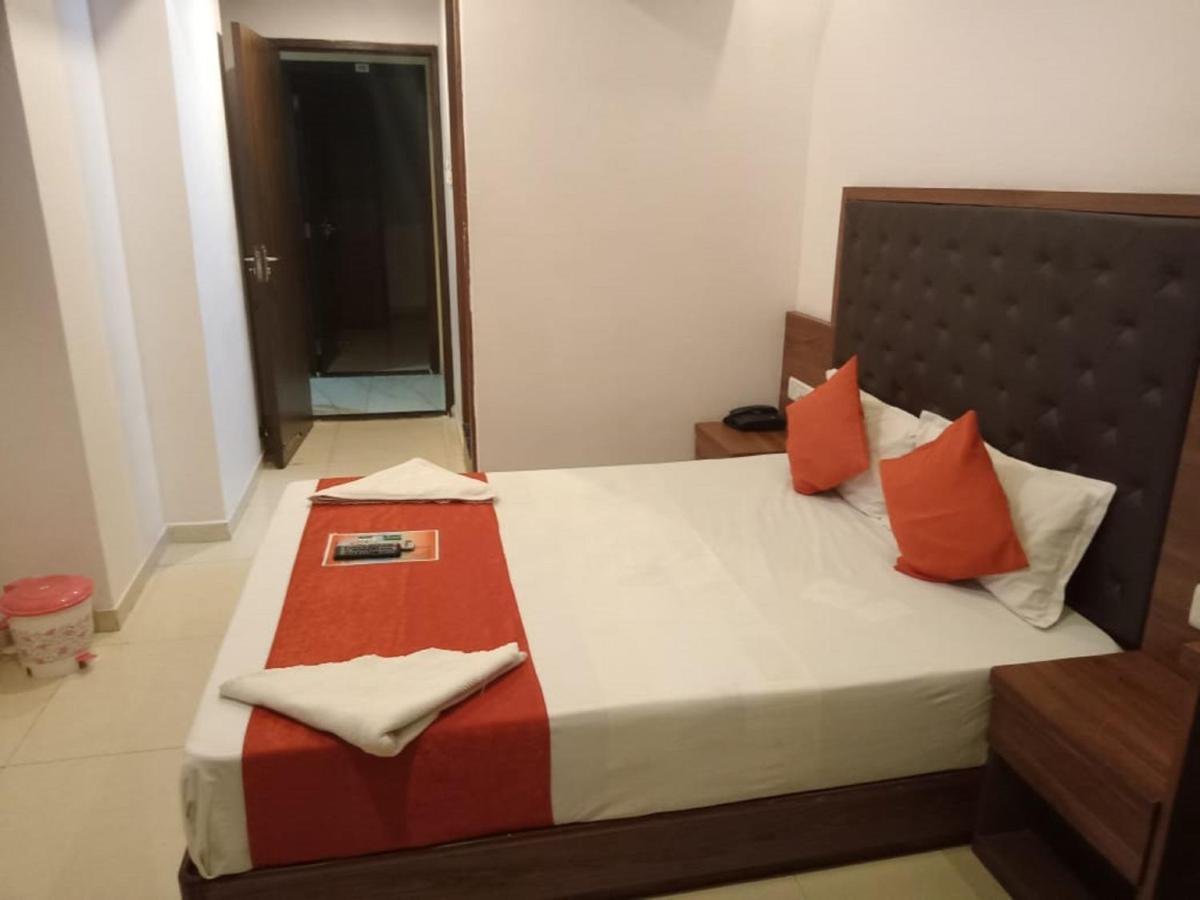 Hotel Sai Deep Lodging By Wb Inn Navi Mumbai Exterior photo